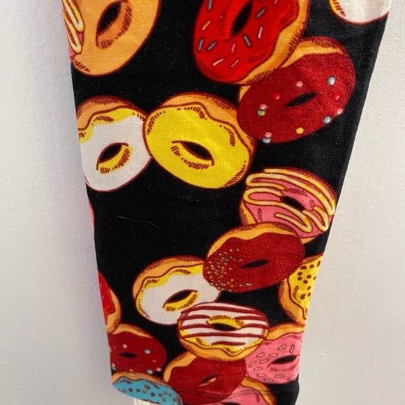 LuLaRoe Leggings Tall and Curvy- Donut Themed (Pre-Owned-Excellent Condition) - Picture 4 of 7